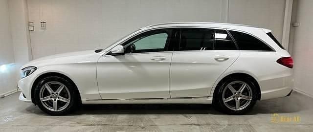 Begagnad Mercedes C220 Avantgarde 170 HK (125 kW) 2015 Vit Kombi