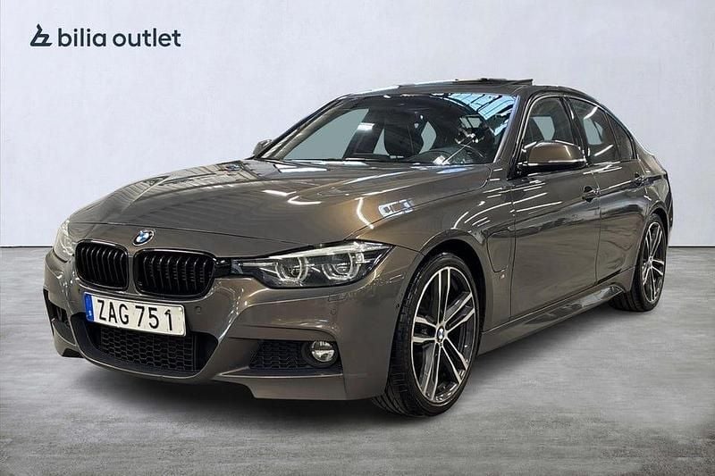 Begagnad BMW 330 M Sport 252 HK (185 kW) 2018 Brun Sedan