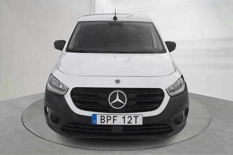 Begagnad Mercedes eCitan 89 kW (122 HK) 2024 Vit