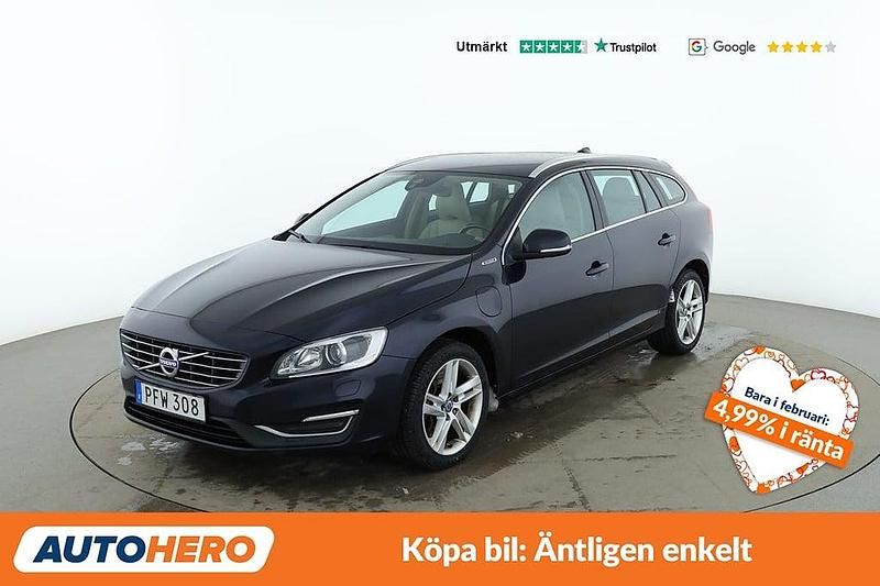 Begagnad Volvo V60 Summum 291 HK (214 kW) 2017 Blå Kombi
