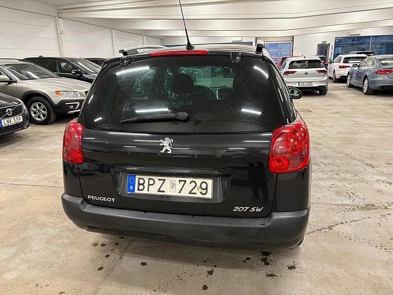 Begagnad Peugeot 207 109 HK (80 kW) 2009 Svart Kombi