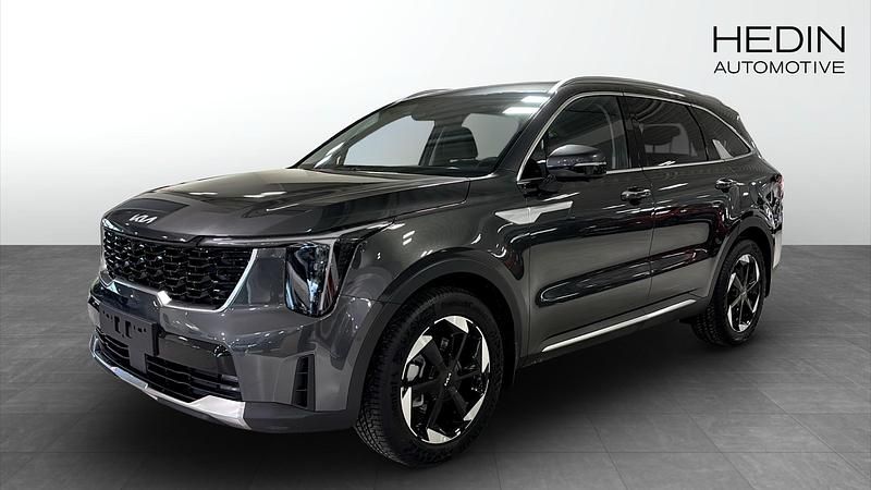 Grå Ny 2025 Kia Sorento Advance SUV | 624 900 kr - Bild 1/4