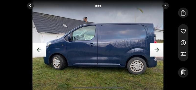 Mörkblå Begagnad 2019 Citroën Jumpy Minibuss | 105 000 kr (Superpris) - Bild 1/4