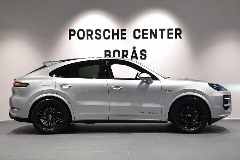 Ny Porsche Cayenne Black Edition 470 HK (345 kW) 2025 Silver SUV