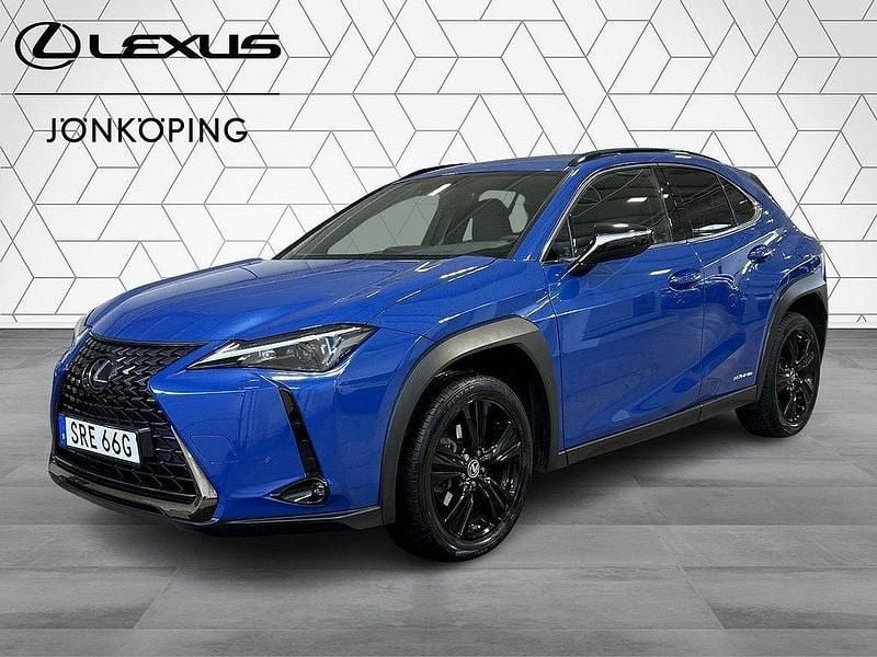Blå Begagnad 2022 Lexus UX 250h Sport Line SUV | 274 900 kr (Bra pris) - Bild 1/4