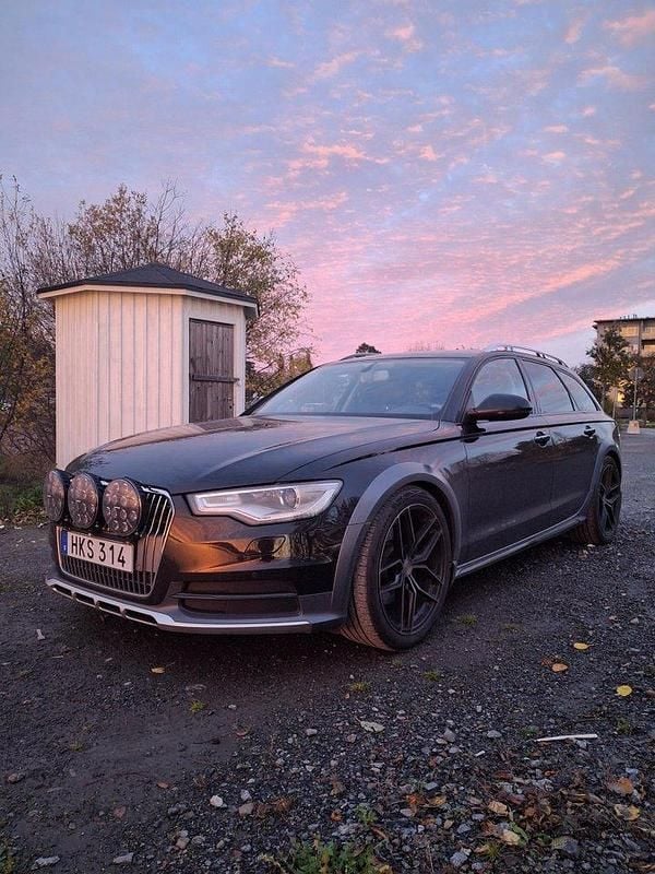 Svart Begagnad 2014 Audi A6 Allroad Kombi | 170 000 kr (Marknadspris) - Bild 1/4
