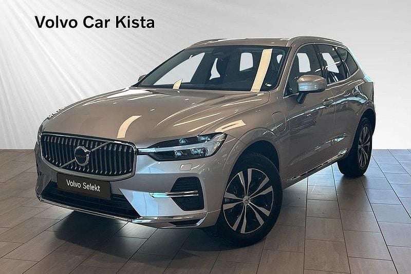 Ljusgrå Begagnad 2024 Volvo XC60 Core SUV | 529 000 kr (Bra pris) - Bild 1/3