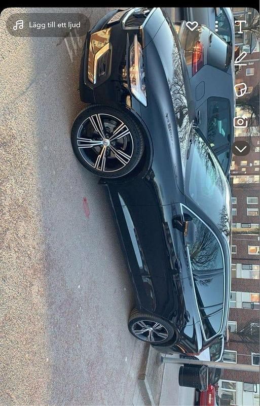 Begagnad 2019 Volvo V60 Inscription Kombi | 279 000 kr (Lite dyr) - Bild 1/1