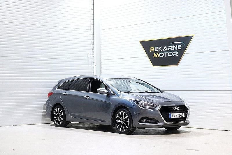 Silver Begagnad 2015 Hyundai i40 Kombi | 112 900 kr (Marknadspris) - Bild 1/3