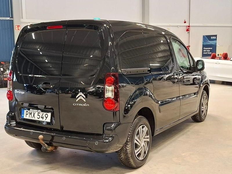 Begagnad Citroën Berlingo 99 HK (72 kW) 2017 Svart Minibuss