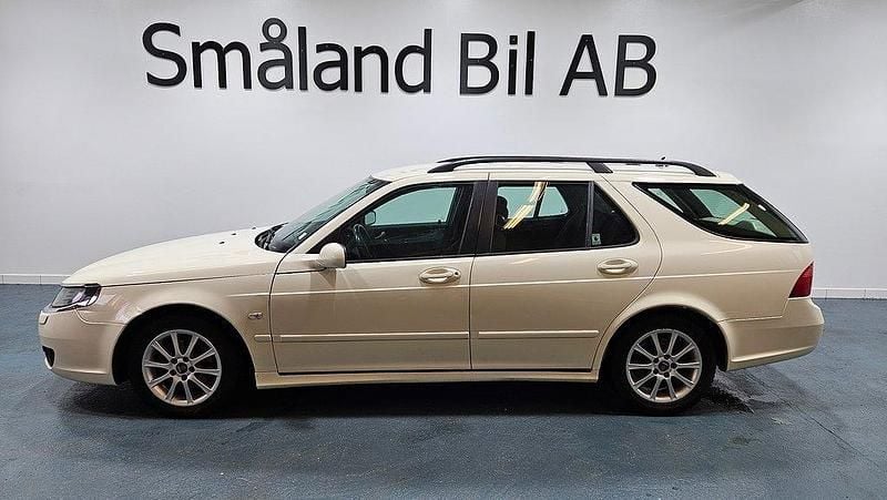 Vit Begagnad 2008 Saab 9-5 Linear Kombi | 34 999 kr (Marknadspris) - Bild 1/4