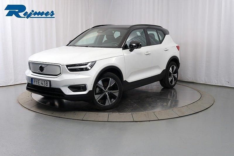 Vit Begagnad 2022 Volvo XC40 Pro SUV | 349 900 kr - Bild 1/4