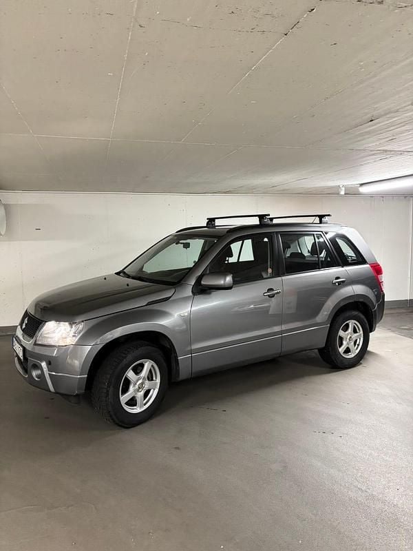 Begagnad 2006 Suzuki Grand Vitara SUV | 40 000 kr (Superpris) - Bild 1/4