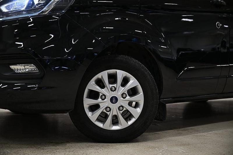 Begagnad Ford Transit Custom 170 HK (125 kW) 2021 Svart metallic Van