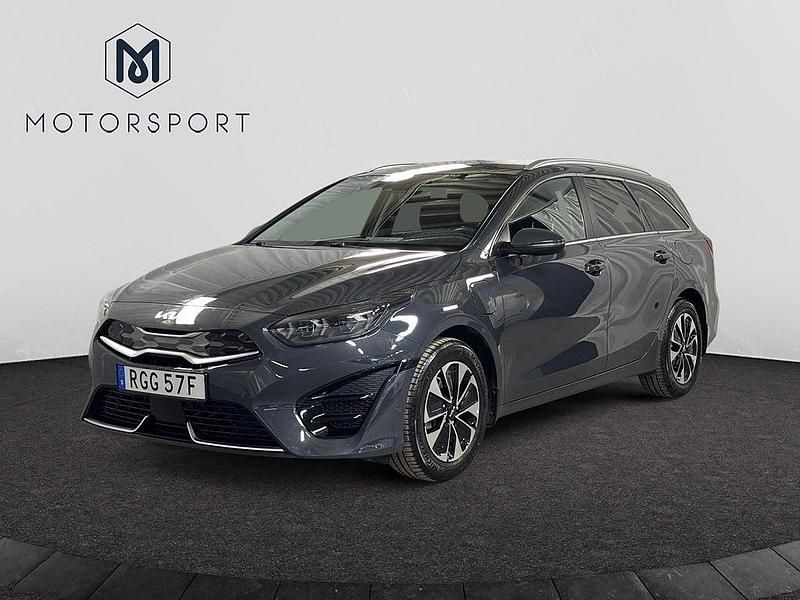 Begagnad Kia Ceed Sportswagon 141 HK (103 kW) 2023 Grå Kombi