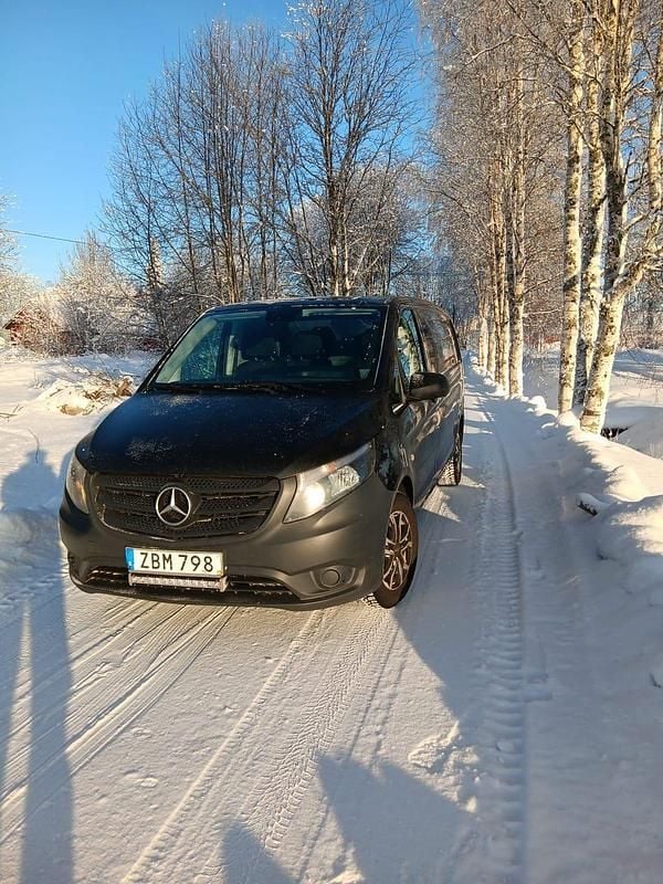 Begagnad Mercedes Vito 163 HK (119 kW) 2018 Svart Van