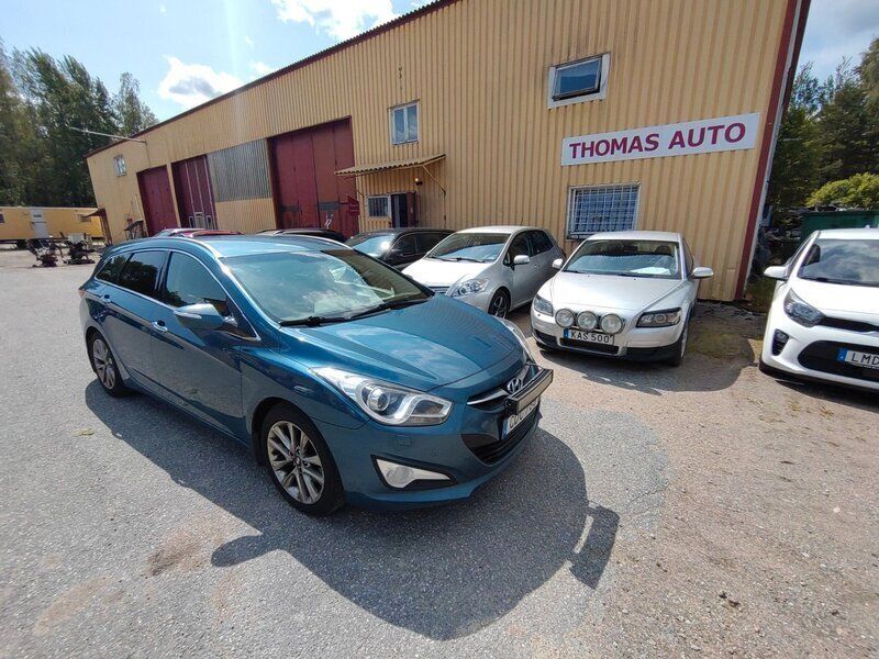 Blå Begagnad 2014 Hyundai i40 Kombi | 79 900 kr (Lite dyr) - Bild 1/4