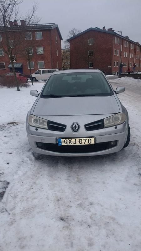 Begagnad Renault Mégane III 105 HK (77 kW) 2008