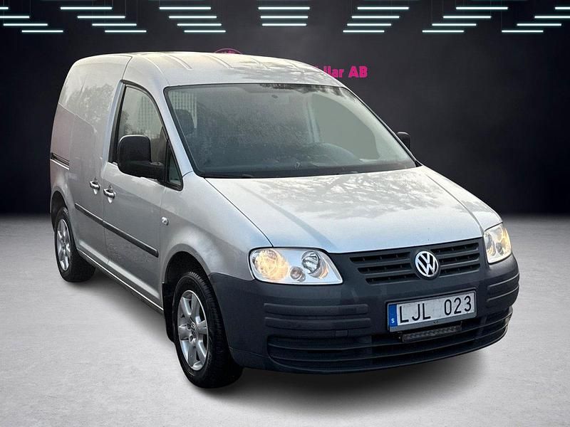 Begagnad VW Caddy 105 HK (77 kW) 2008 Silver Minibuss