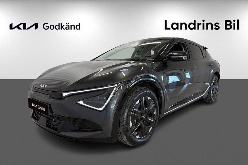 Grå Begagnad 2024 Kia EV6 Plus SUV | 539 300 kr (Dyr) - Bild 1/4