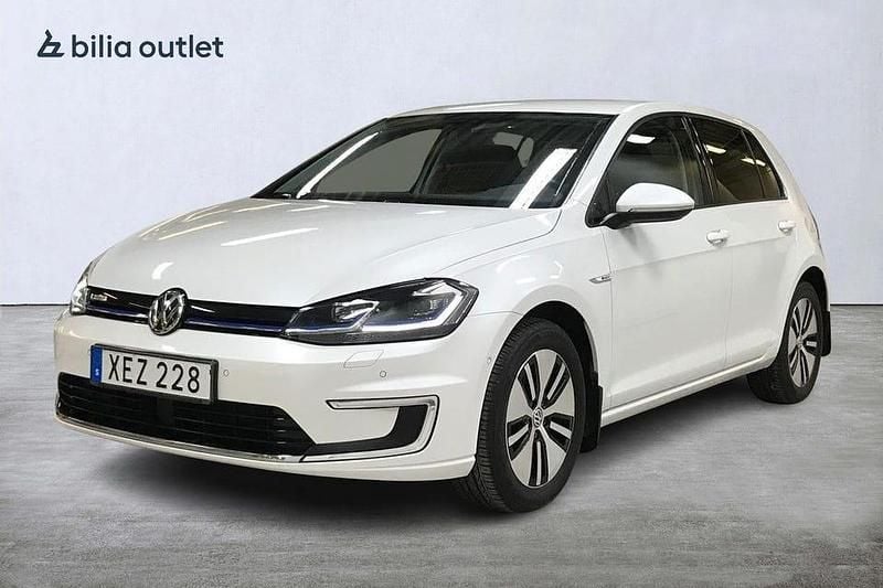 Begagnad VW e-Golf 100 kW (136 HK) 2018 Vit Halvkombi