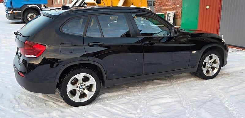 Begagnad BMW X1 177 HK (130 kW) 2011 SUV