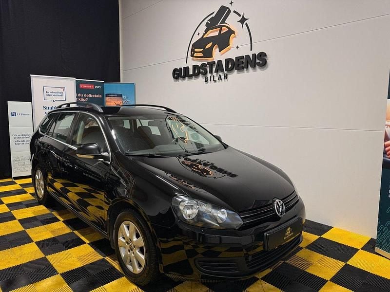 Svart Begagnad 2012 VW Golf VII Kombi | 51 900 kr (Marknadspris) - Bild 1/4