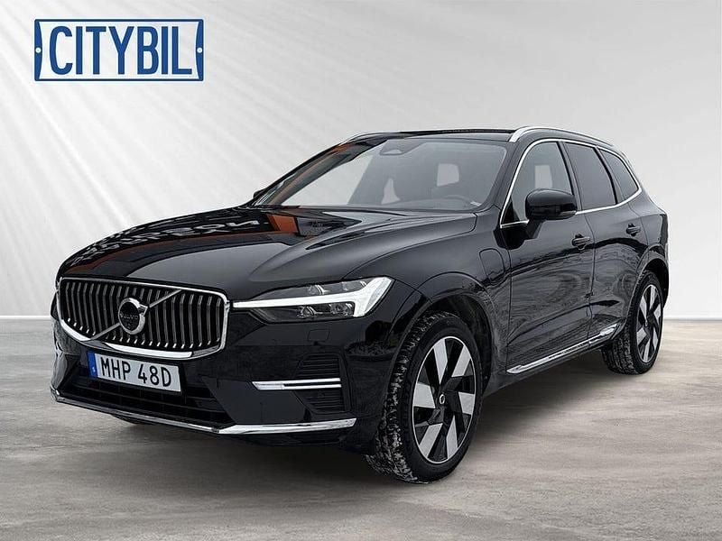 Begagnad Volvo XC60 Ultimate 350 HK (257 kW) 2023 Onyxsvart metallic SUV