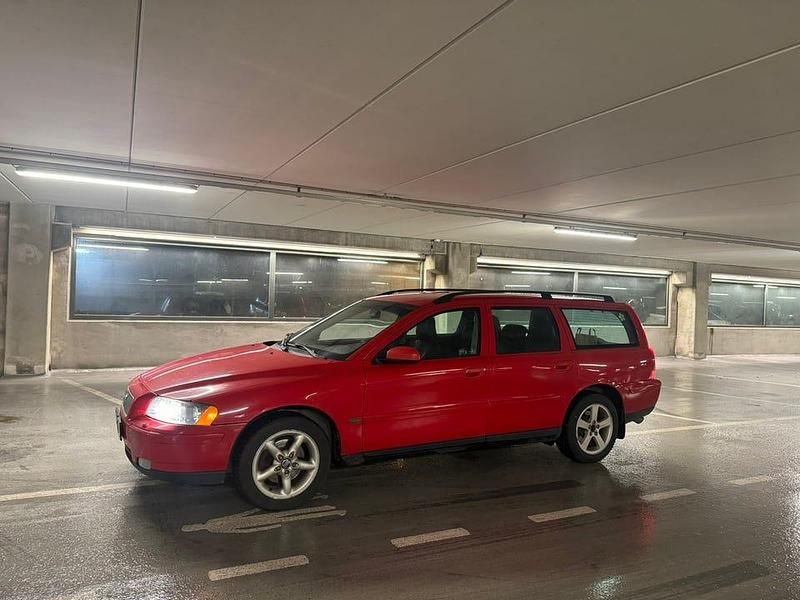 Begagnad 2006 Volvo V70 Kombi | 32 000 kr (Marknadspris) - Bild 1/4