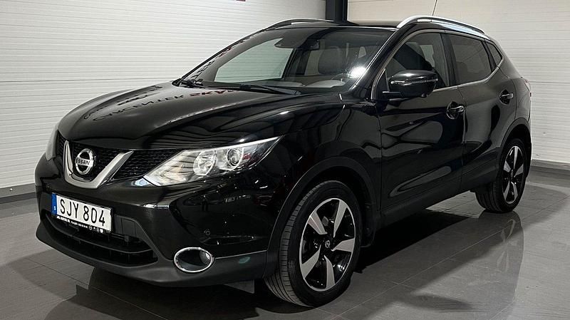 Svart Begagnad 2017 Nissan Qashqai SUV | 129 900 kr (Marknadspris) - Bild 1/4