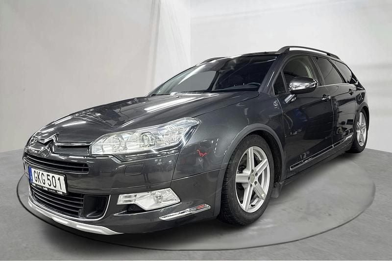 Grå Begagnad 2014 Citroën C5 Kombi | 74 500 kr (Marknadspris) - Bild 1/4