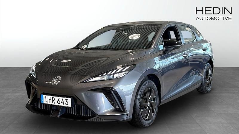 Grå (grey) Begagnad 2022 MG MG4 EV Halvkombi | 269 900 kr - Bild 1/4
