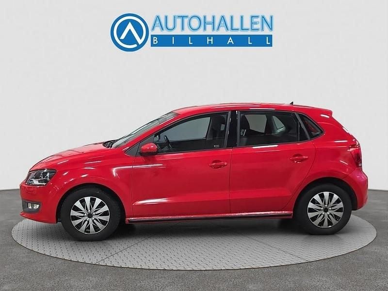 Begagnad VW Polo 86 HK (63 kW) 2010 Röd Halvkombi
