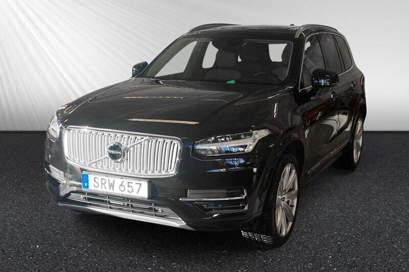 Svart Begagnad 2016 Volvo XC90 Inscription SUV | 419 800 kr (Marknadspris) - Bild 1/4