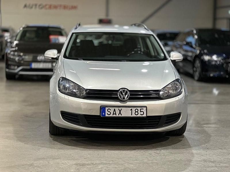 Begagnad VW Golf VI 122 HK (89 kW) 2010 Ljusbrun Halvkombi
