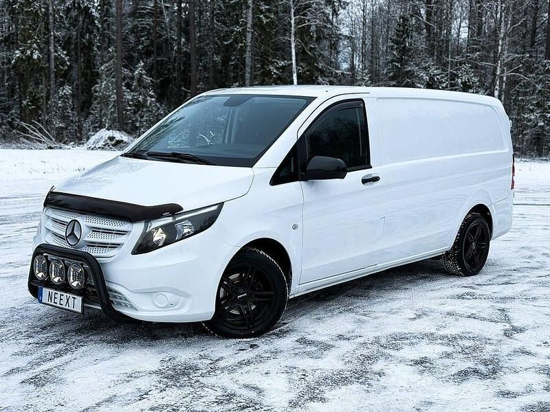 Vit Begagnad 2018 Mercedes Vito Van | 229 900 kr (Marknadspris) - Bild 1/4