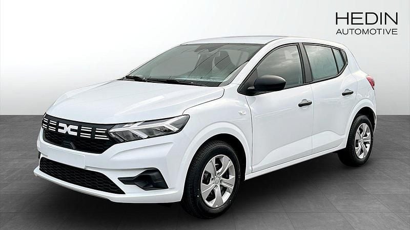 Vit (white) Ny 2025 Dacia Sandero Essentiel Halvkombi | 189 900 kr (Bra pris) - Bild 1/4