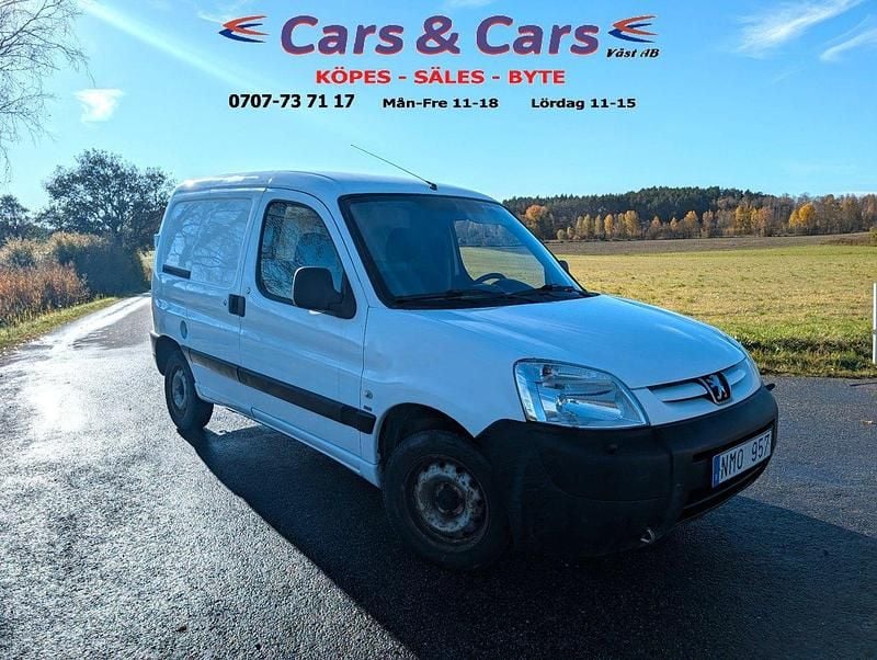 Vit Begagnad 2007 Peugeot Partner Van | 29 900 kr (Dyr) - Bild 1/4