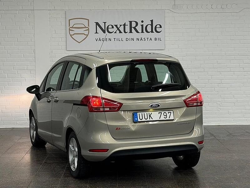 Begagnad Ford B-MAX 90 HK (66 kW) 2012 Grå Minibuss