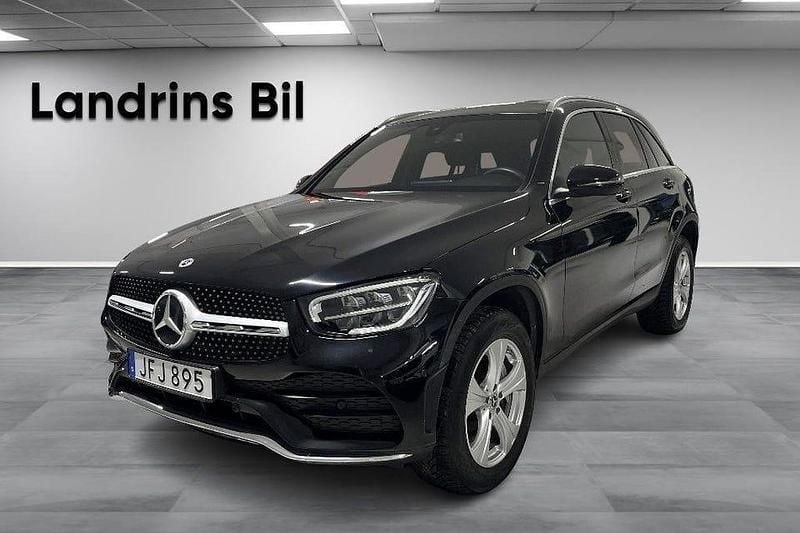 Begagnad Mercedes GLC300 AMG line 211 HK (155 kW) 2022 Svart SUV