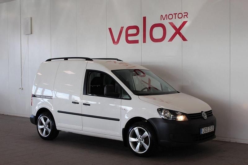 Vit Begagnad 2014 VW Caddy Minibuss | 79 900 kr (Marknadspris) - Bild 1/4