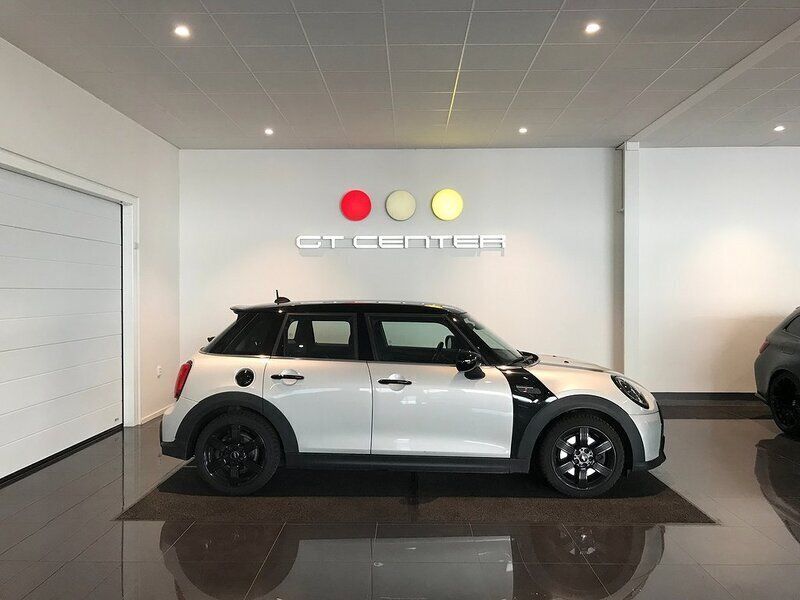 Silver Begagnad 2021 Mini Cooper S Halvkombi | 199 900 kr (Bra pris) - Bild 1/4