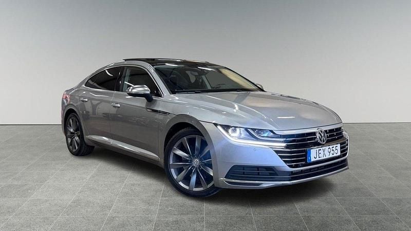 Silver Begagnad 2017 VW Arteon GTS Halvkombi | 234 900 kr (Lite dyr) - Bild 1/4