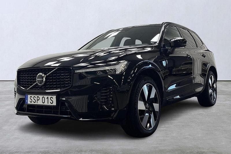 Svart Begagnad 2024 Volvo XC60 Plus SUV | 579 900 kr (Dyr) - Bild 1/4