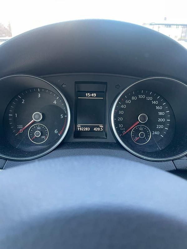 Begagnad VW Golf VII 105 HK (77 kW) 2012