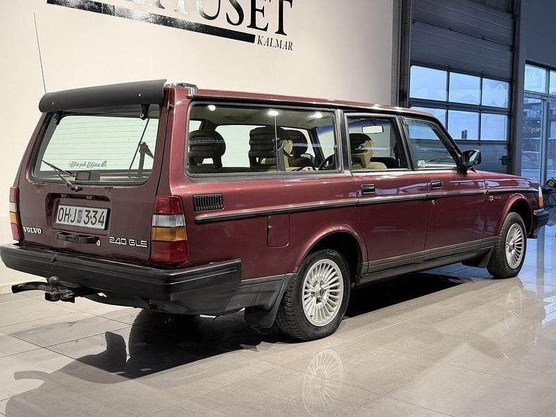 Begagnad Volvo 240 116 HK (85 kW) 1989 Röd Kombi