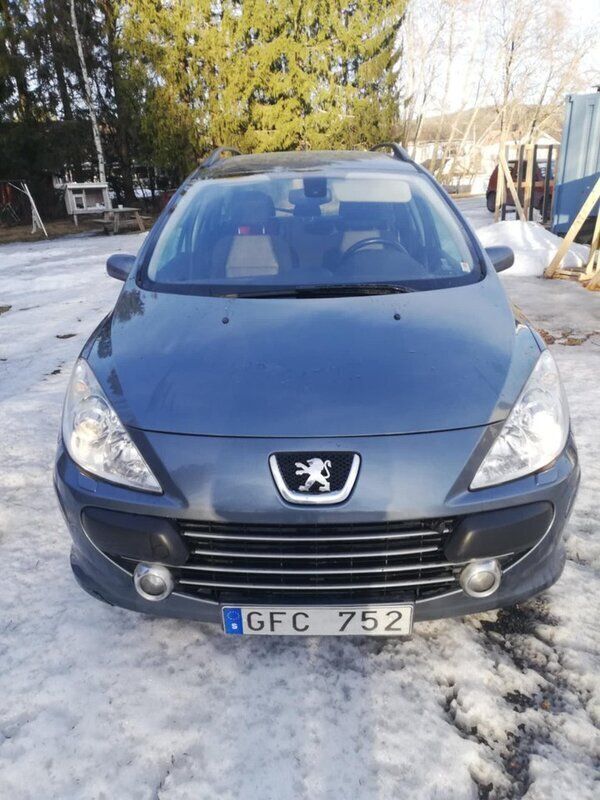 Grå Begagnad 2008 Peugeot 307 Kombi | 11 000 kr (Bra pris) - Bild 1/4