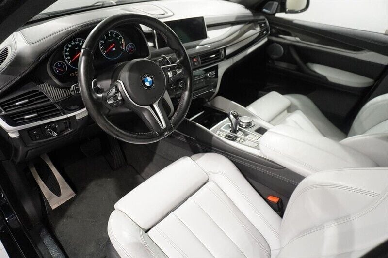 Begagnad BMW X6 M 575 HK (422 kW) 2015 Okänd SUV
