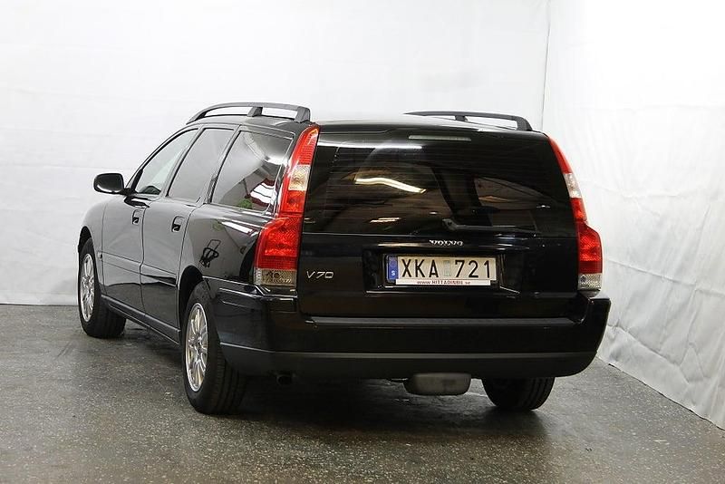 Begagnad Volvo V70 Business Edition 140 HK (102 kW) 2005 Svart Kombi