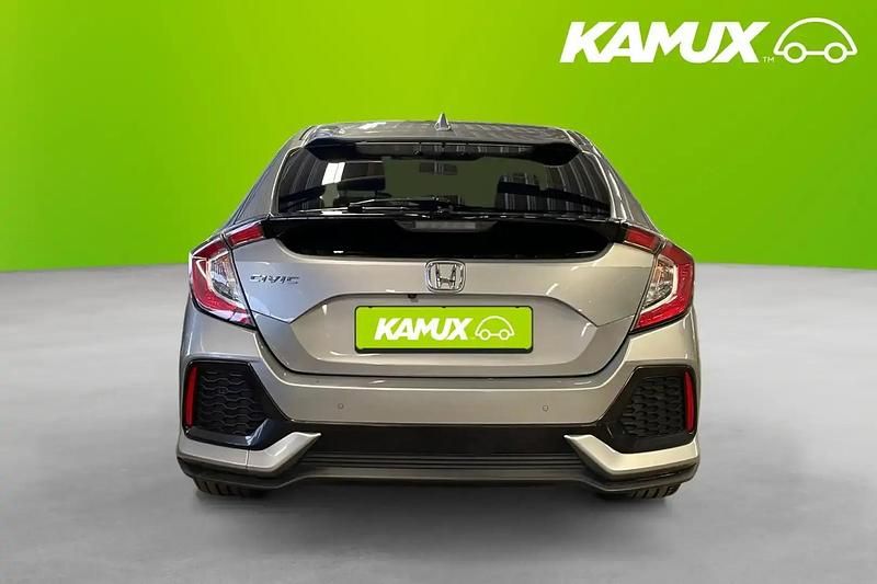 Begagnad Honda Civic Elegance 129 HK (94 kW) 2017 Silver/grå Halvkombi
